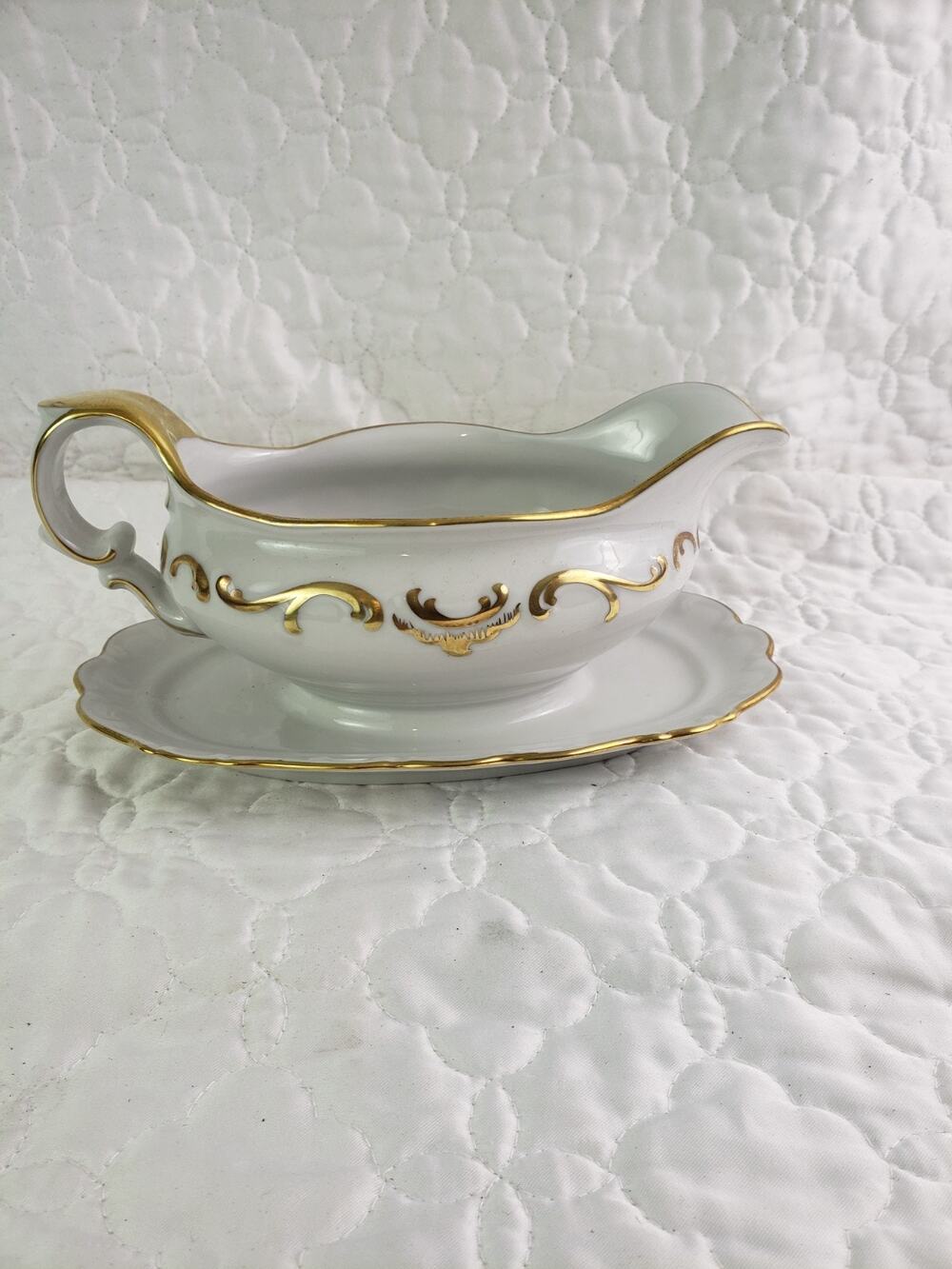 Schumann Arzberg Golden Elegance Germany Gravy Boat Attached Underplate White